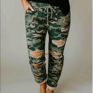 Brand New distressed camo joggers